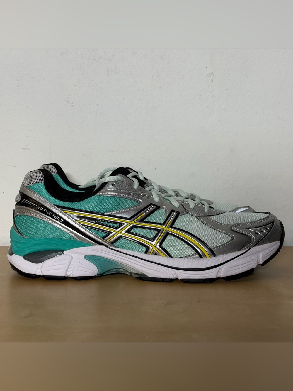 ASICS GT 2160 Teal Gold Foot Locker Exclusive Sneakers 1203A783-300 Men’s Sz 12